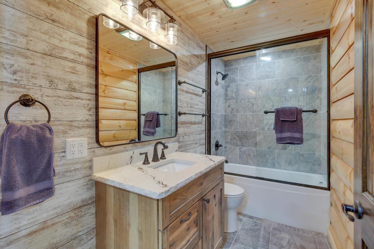 Peaceful Wyoming Cabin With Spacious Deck And Wet Bar! Sundance Exterior foto