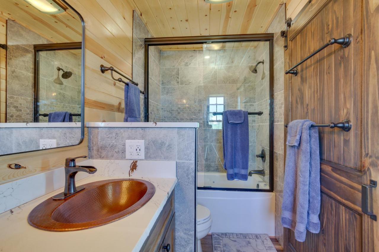 Peaceful Wyoming Cabin With Spacious Deck And Wet Bar! Sundance Exterior foto