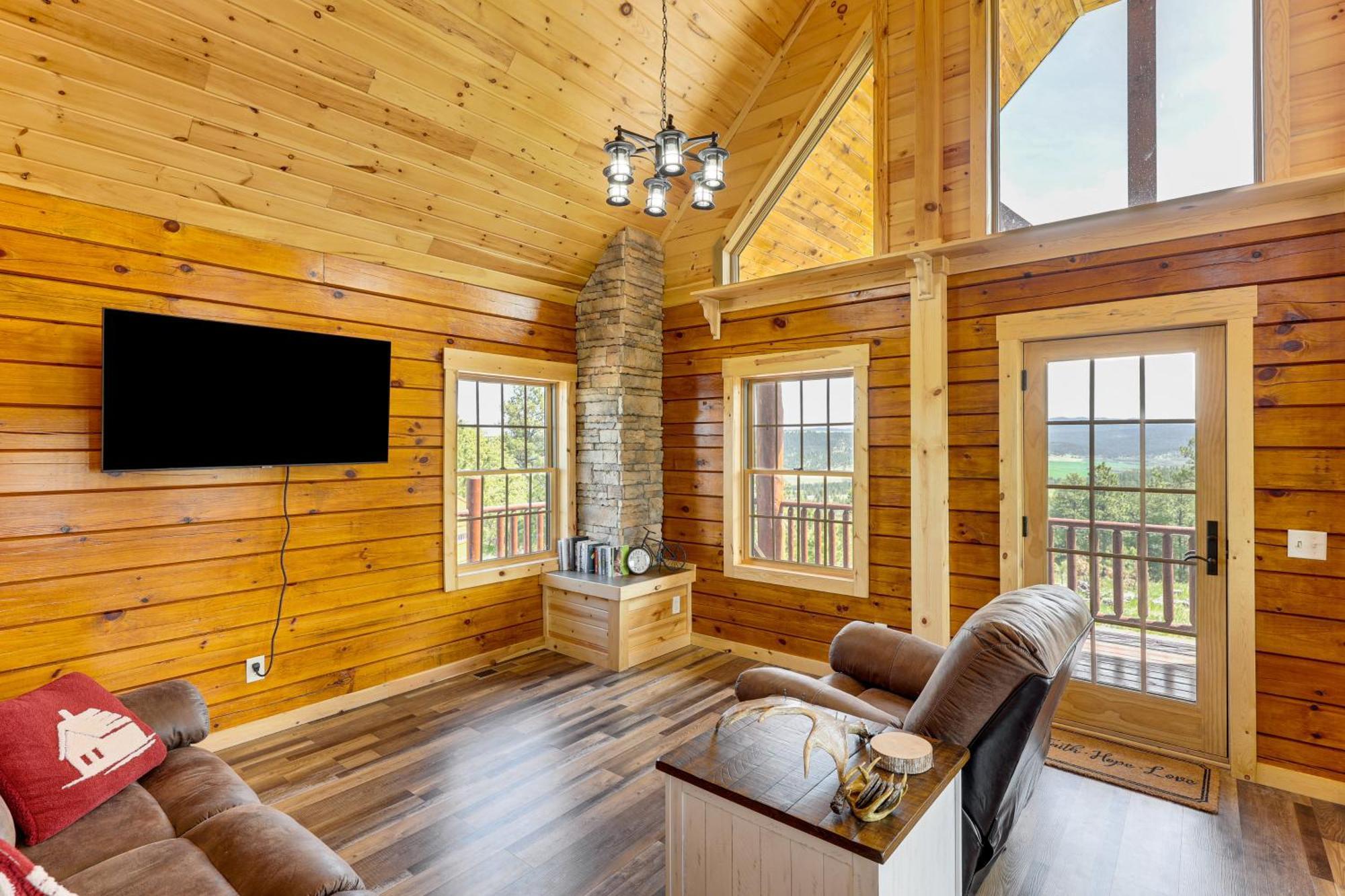 Peaceful Wyoming Cabin With Spacious Deck And Wet Bar! Sundance Exterior foto